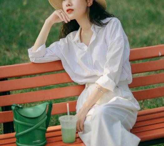 夏季几款简约又高级的气质搭配衣服推荐 夏季几款简约又高级的气质搭配衣服推荐