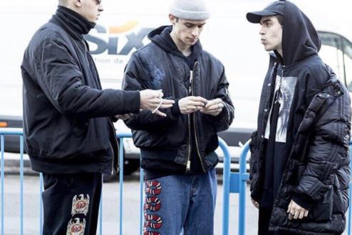 冬天羽绒服怎么搭配才能彰显男人魅力？