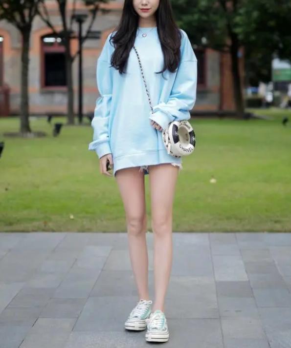 春天适合穿什么颜色的衣服?分享几种春天衣服的色彩搭配方案 春天适合穿什么颜色的衣服?分享几种春天衣服的色彩搭配方案
