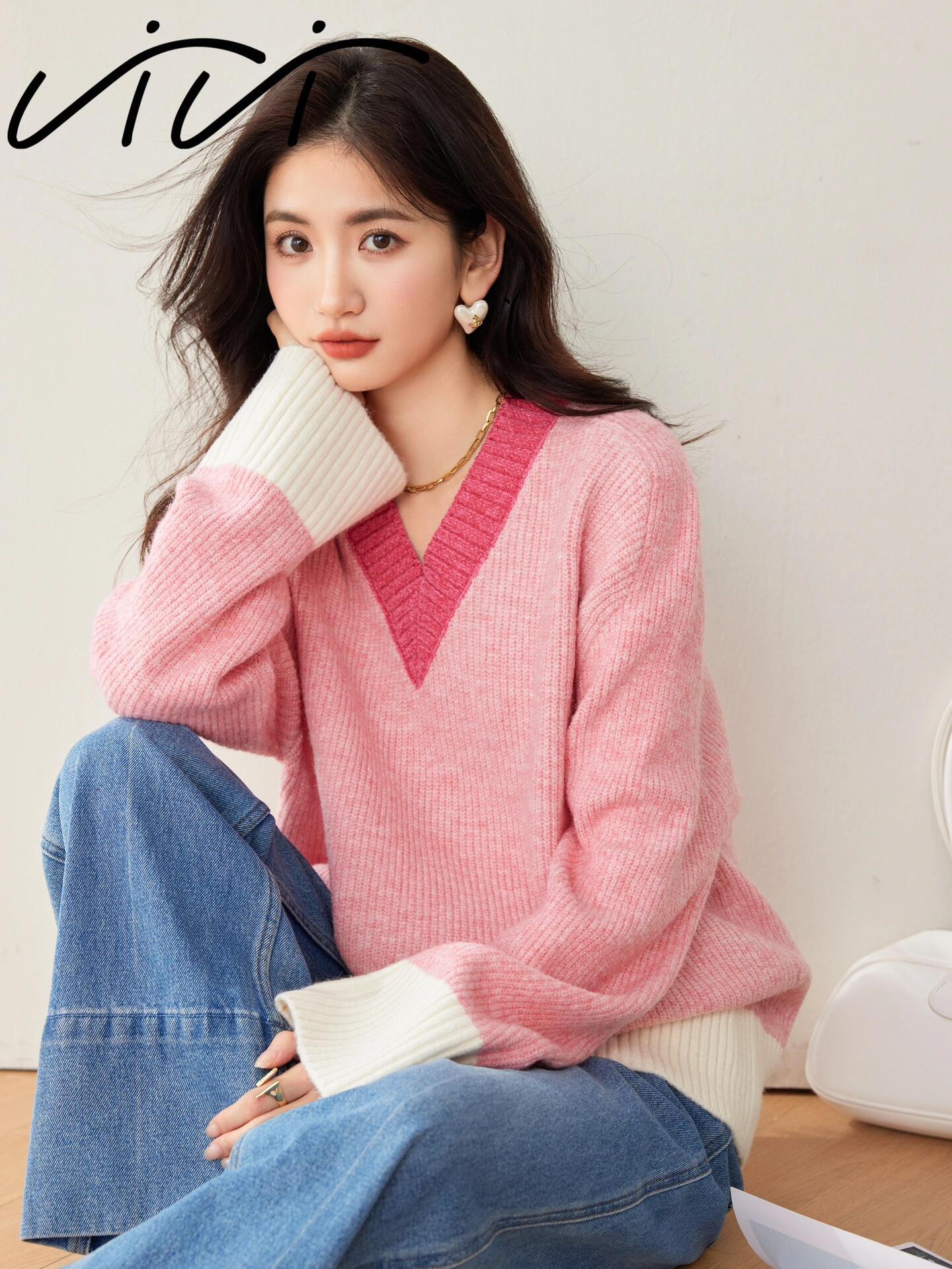 少女心狙击!这件粉色V领毛衣甜到犯规 少女心狙击!这件粉色V领毛衣甜到犯规