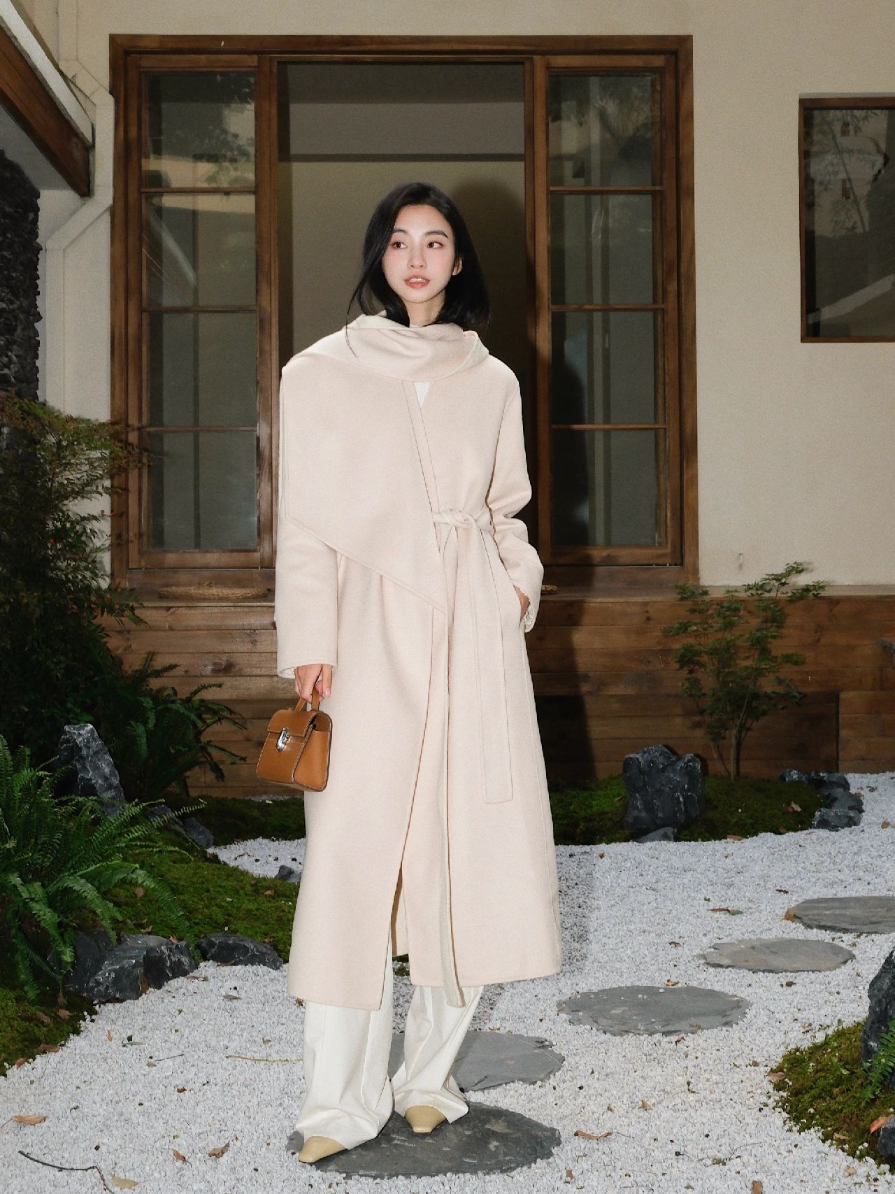 秋冬高级感穿搭秘籍:轻松拿捏大衣搭配 秋冬高级感穿搭秘籍:轻松拿捏大衣搭配